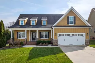 4670 Fairway Run Dr, Pfafftown, NC 27040 - Photo 1