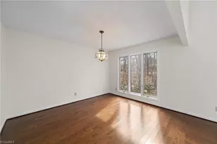 3004 Lookout Ct, Winston-Salem, NC 27106 - Photo 11