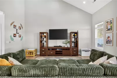 7507 Bentridge Forest Drive, Kernersville, NC 27284 - Photo 9