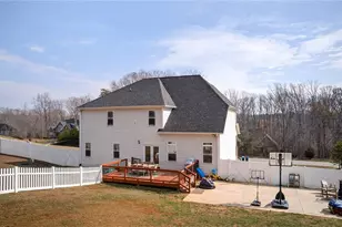 7507 Bentridge Forest Dr, Kernersville, NC 27284 - Photo 41