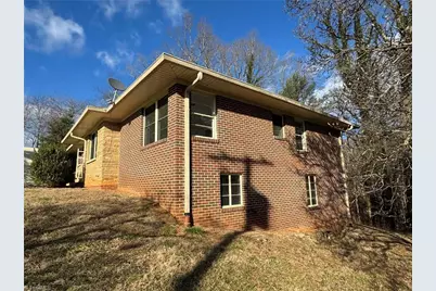 340 Hillcrest Drive, Elkin, NC 28621 - Photo 3