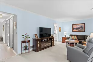 3830 Huntingreen Ln, Winston-Salem, NC 27106 - Photo 15