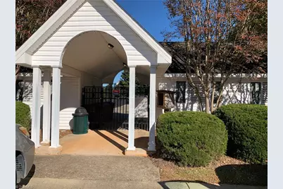 17 Pickwick Place, Greensboro, NC 27407 - Photo 25