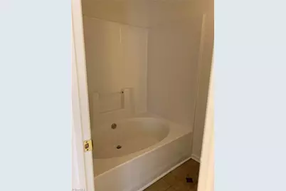 17 Pickwick Place, Greensboro, NC 27407 - Photo 15