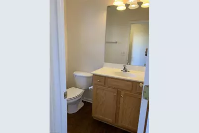 17 Pickwick Place, Greensboro, NC 27407 - Photo 11