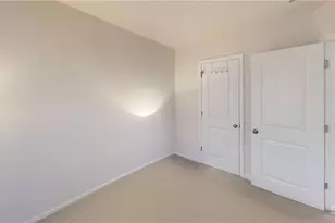 3715 Feltham Ln, Jamestown, NC 27282 - Photo 13