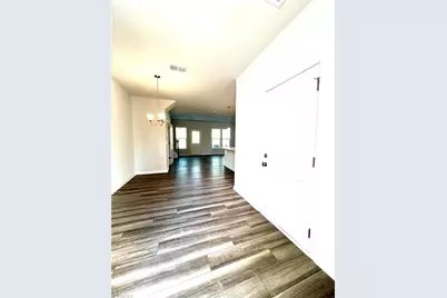 914 Lampton Court, Jamestown, NC 27282 - Photo 3