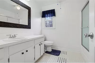 4518 Oak Hollow Drive, High Point, NC 27265 - Photo 23