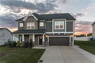 6284 Finch Mdw Ct, Clemmons, NC 27012 - Photo 3