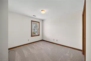 2004 Saddlegate Ct, Greensboro, NC 27407 - Photo 27