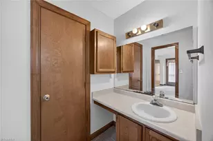 2004 Saddlegate Ct, Greensboro, NC 27407 - Photo 21