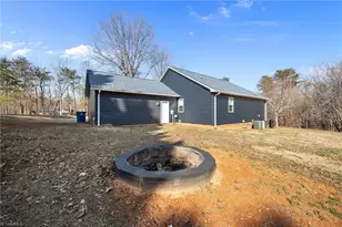 220 Farmview Rd, Madison, NC 27025 - Photo 33