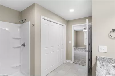 624 Hawthorne Drive, Asheboro, NC 27205 - Photo 15