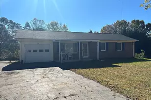 263 Badgett Ave, Mount Airy, NC 27030 - Photo 3