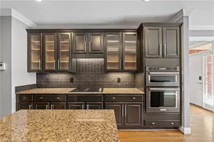 6 Hines Park Ln, Greensboro, NC 27455 - Photo 15