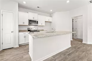 165 Moyer Dr, Graham, NC 27253 - Photo 5