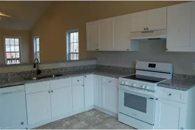 1910 Glenside Drive, Greensboro, NC 27405 - Photo 3