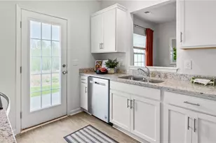 183 Moyer Dr, Graham, NC 27253 - Photo 9