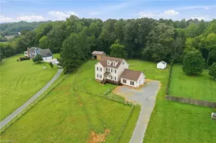 4872 Thom Rd, Mebane, NC 27302 - Photo 5