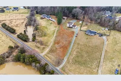 4872 Thom Road, Mebane, NC 27302 - Photo 5
