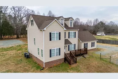 4872 Thom Road, Mebane, NC 27302 - Photo 3