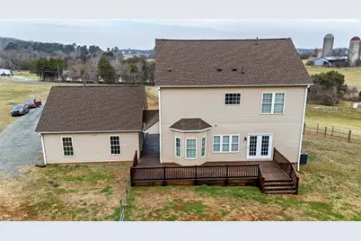 4872 Thom Road, Mebane, NC 27302 - Photo 9