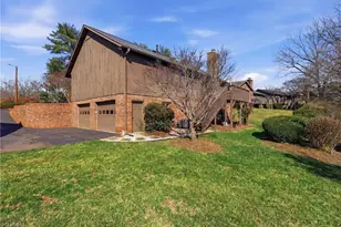 270 Ridgehaven Dr, Winston-Salem, NC 27104 - Photo 37