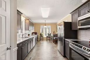 270 Ridgehaven Dr, Winston-Salem, NC 27104 - Photo 15