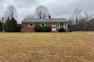 942 Boone Valley Rd, Whitsett, NC 27377 - Photo 1