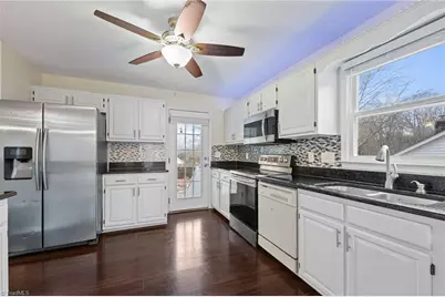 6721 River Hills Drive, Greensboro, NC 27410 - Photo 9