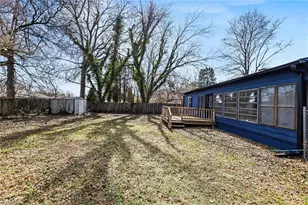 643 Clemson Cir, Winston-Salem, NC 27107 - Photo 17