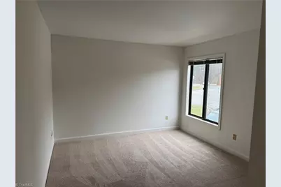 1524 Benjamin Parkway #D, Greensboro, NC 27408 - Photo 7