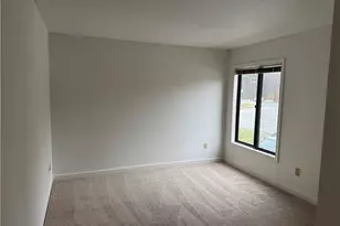 1524 Benjamin Pkwy, Greensboro, NC 27408 - Photo 7