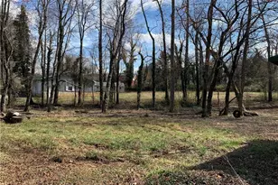 320 W King St, King, NC 27021 - Photo 13