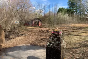 320 W King St, King, NC 27021 - Photo 3