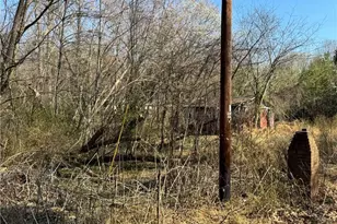 320 W King St, King, NC 27021 - Photo 21