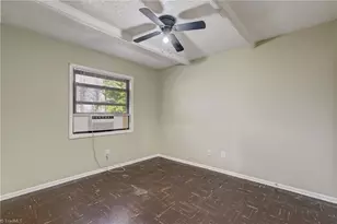 2202 Willow Rd, Greensboro, NC 27406 - Photo 15