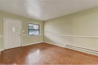 2202 Willow Road, Greensboro, NC 27406 - Photo 5