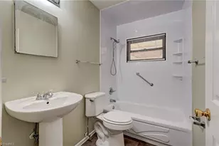 2202 Willow Rd, Greensboro, NC 27406 - Photo 17