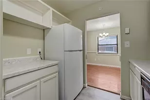 2202 Willow Rd, Greensboro, NC 27406 - Photo 9