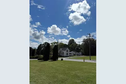 302 Spring Street, Mount Airy, NC 27030 - Photo 17