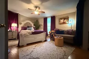 302 Spring St, Mount Airy, NC 27030 - Photo 9