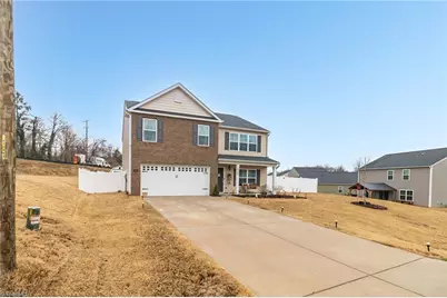 5020 Crest Court, Trinity, NC 27370 - Photo 3