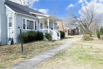 303 Trail Eight, Burlington, NC 27215 - Photo 3