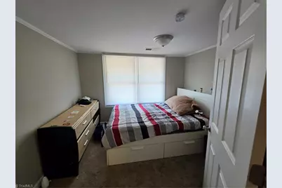 15 College Street, Thomasville, NC 27360 - Photo 15