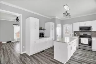 7039 Old 421 Rd, Liberty, NC 27298 - Photo 19