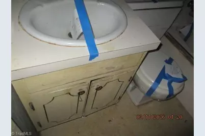 4106 Edgeware Road, Winston-Salem, NC 27106 - Photo 13