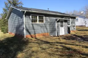 4106 Edgeware Rd, Winston-Salem, NC 27106 - Photo 3