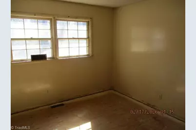 4106 Edgeware Road, Winston-Salem, NC 27106 - Photo 11