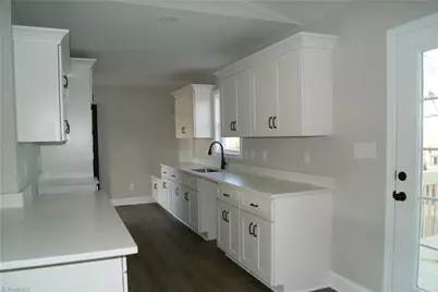 480 Watford Road, Thomasville, NC 27360 - Photo 5